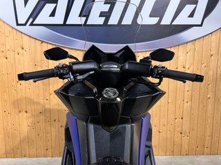 Kymco AK 550