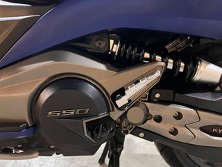 Kymco AK 550