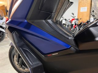 Kymco AK 550