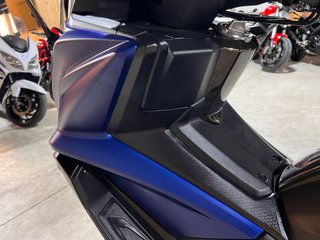 Kymco AK 550