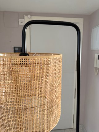 Lámpara de pie Rattan y Madera