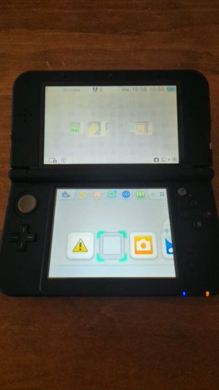 Pacchetto Nintendo 3DS XL: Caricatore, Custodia e Giochi