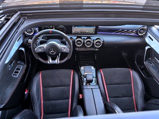MERCEDES BENZ A35 AMG 2019 IMPECABLE !!!!