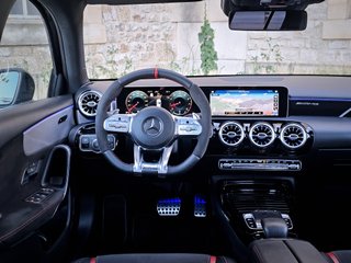 MERCEDES BENZ A35 AMG 2019 IMPECABLE !!!!