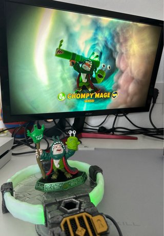 Skylanders Chompy Mage