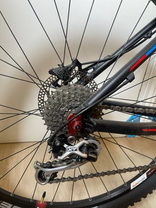 Bicicleta Cube Reaction Pro Montaña