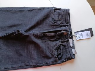Vaqueros campana Stradivarius Talla 38
