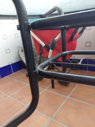 4 Sillones Hierro Forjado + Mesa Cristal