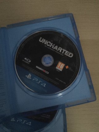 Play 4 con varios juegos