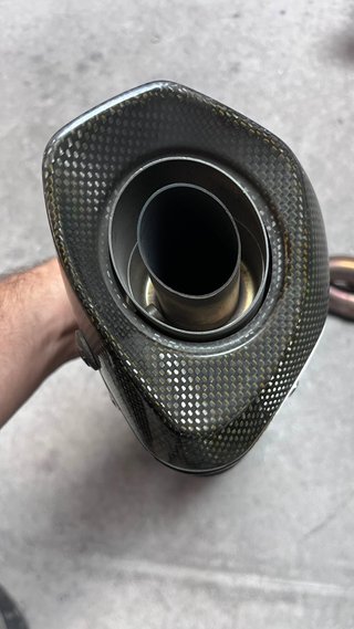 Línea completa Akrapovič Yamaha TMAX
