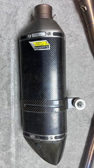 Línea completa Akrapovič Yamaha TMAX