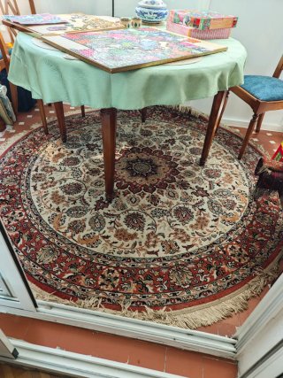 Alfombra redonda floral antigua 2m