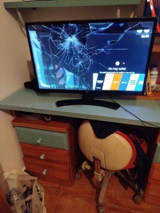 TV LG Smart 28 con mando original