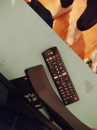 TV LG Smart 28 con mando original