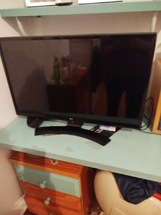 TV LG Smart 28 con mando original