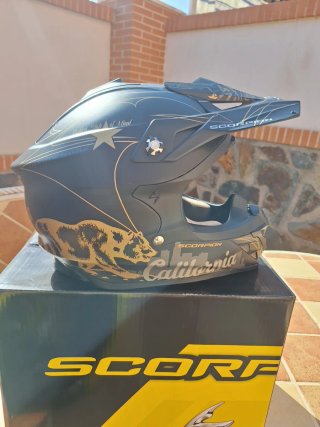 Casco Scorpion Motocross Enduro California
