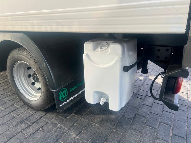 NISSAN CABSTAR 35.13 PARA HIELO