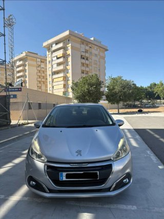 Peugeot 208 2005