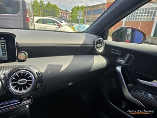 MERCEDES CLASE A SEDAN A 220 4MATIC