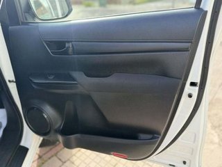 Toyota Hilux 2.4 D4D Cabina Doble GX