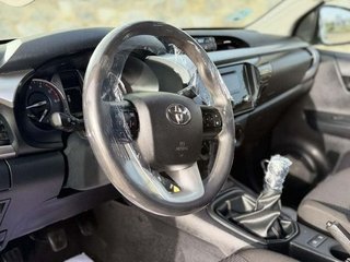 Toyota Hilux 2.4 D4D Cabina Doble GX