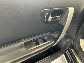 Nissan Qashqai 2.0 150cv 4x4 Automático.
