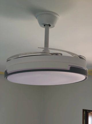Ventilador Techo LED Blanco y Gris