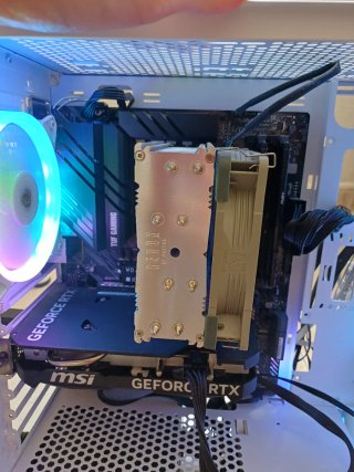PC Gaming RTX 4060 Ryzen 7 5800X