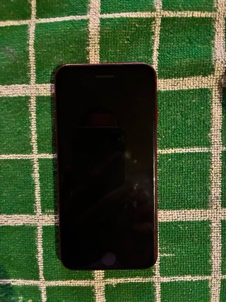 iPhone SE Rojo