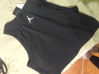 Top Corto Jordan Negro Talla L