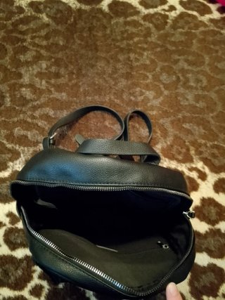 Mochila Bolso Negro con Llavero Flip Flop