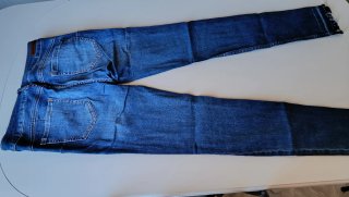 Vaqueros Pull&Bear pitillo rotos Talla 40