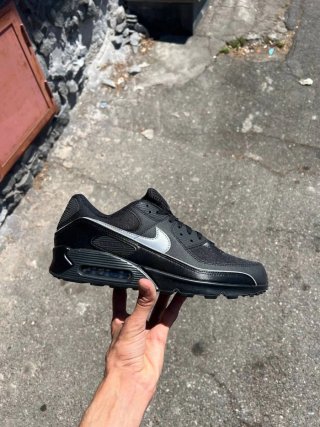 Nike Air Max 90