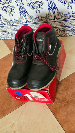 Botas de seguridad MON to FRI Talla 46