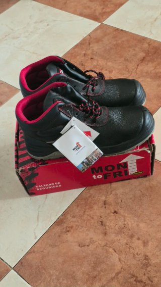 Botas de seguridad MON to FRI Talla 46