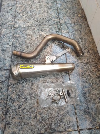 Escape Arrow para KTM duke de 125 año 2014