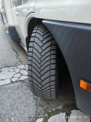 4 Neumáticos Michelin Agilis Cros