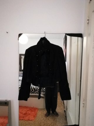 Chaqueta corta negra