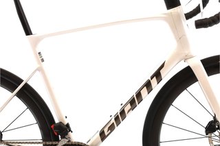 Bicicleta Giant Defy Advanced Pro 1 AXS 12V t.56 Reacondicionada