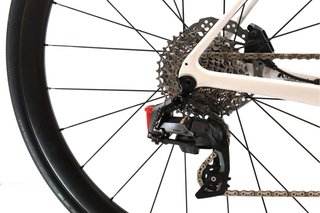 Bicicleta Giant Defy Advanced Pro 1 AXS 12V t.56 Reacondicionada