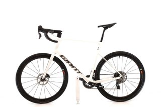 Bicicleta Giant Defy Advanced 1 AXS 12V t.58 Reacondicionada