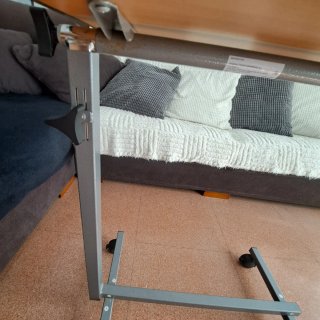 Mesa auxiliar geriatría madera y metal