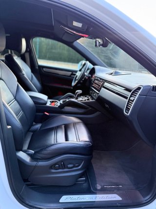 Porsche Cayenne Coupé Platinum Edition