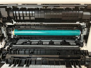 Stampante multifunzione HP LaserJet Tank MFP 2604sdw