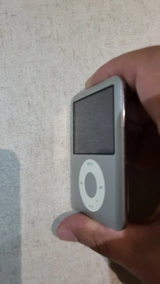 iPod 4 GB Plata