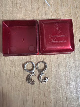 Pendientes Luna y Estrella Encarnacion Manosalvas