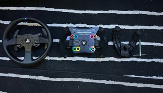 Thrustmaster t 300 con dos aros
