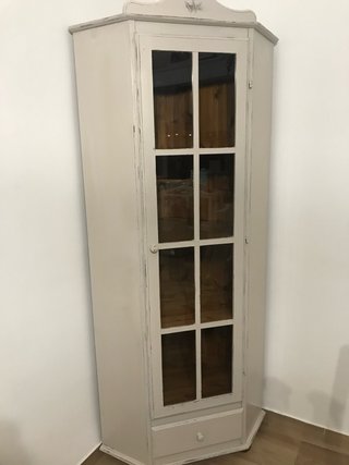 Esquinero restaurado salón beige