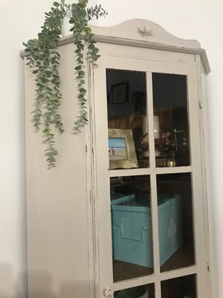 Esquinero restaurado salón beige