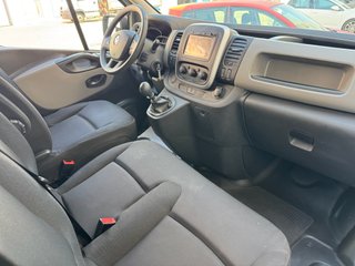 RENAULT TRAFIC FURGÓN TALLER